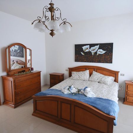"La Casa Di Mariagrazia" Appartamento 4 Locali Sammichele Di Bari Extérieur photo
