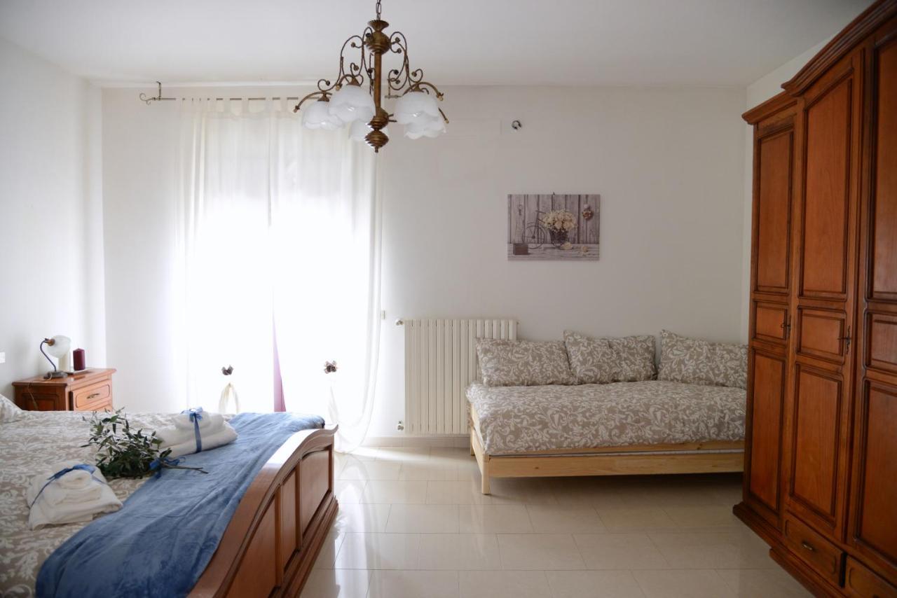 "La Casa Di Mariagrazia" Appartamento 4 Locali Sammichele Di Bari Extérieur photo